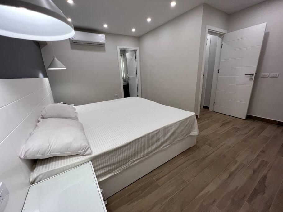 عائلية Apartment